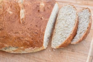 Oldemorbrød – opskrift på klassisk franskbrød - let og luftigt